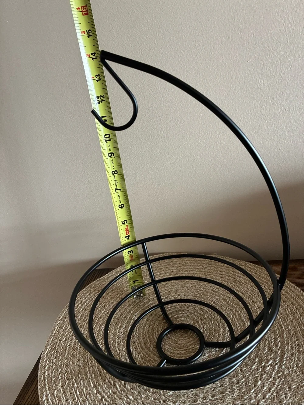Fruit Basket with Banana Hanger EUC!
